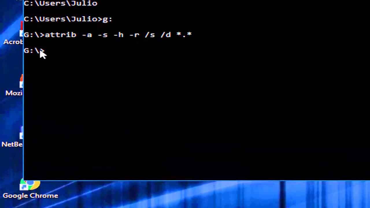 como eliminar virus de acceso directo en usb desde cmd