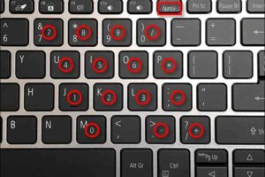 Solución: El teclado de la laptop escribe números