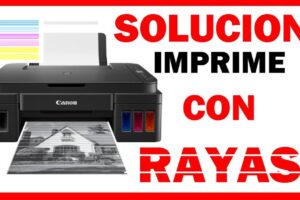Solución: La impresora imprime rayas o colores mal