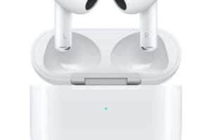 Solución: Los auriculares se escuchan solo de un lado